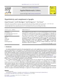 Hyperbolicity and Complement of Graphs